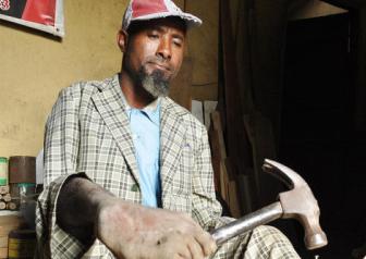 Любов допомогла чоловіку стати теслею